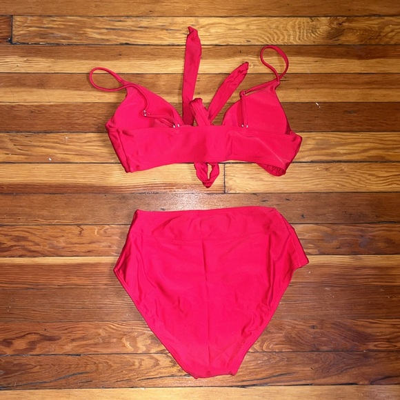 NEW RED HIPSTER BIKINI - Picture 2 of 2